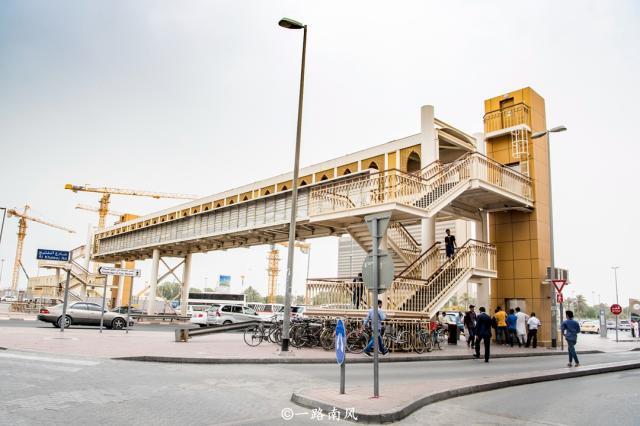 迪拜，阿联酋最受游客欢迎的酋长国，雨水比石油还珍贵