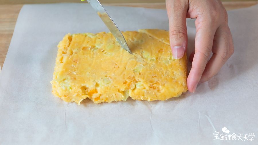 宝宝恶心干呕怎么回事很抗拒,宝宝干呕简单一招搞定