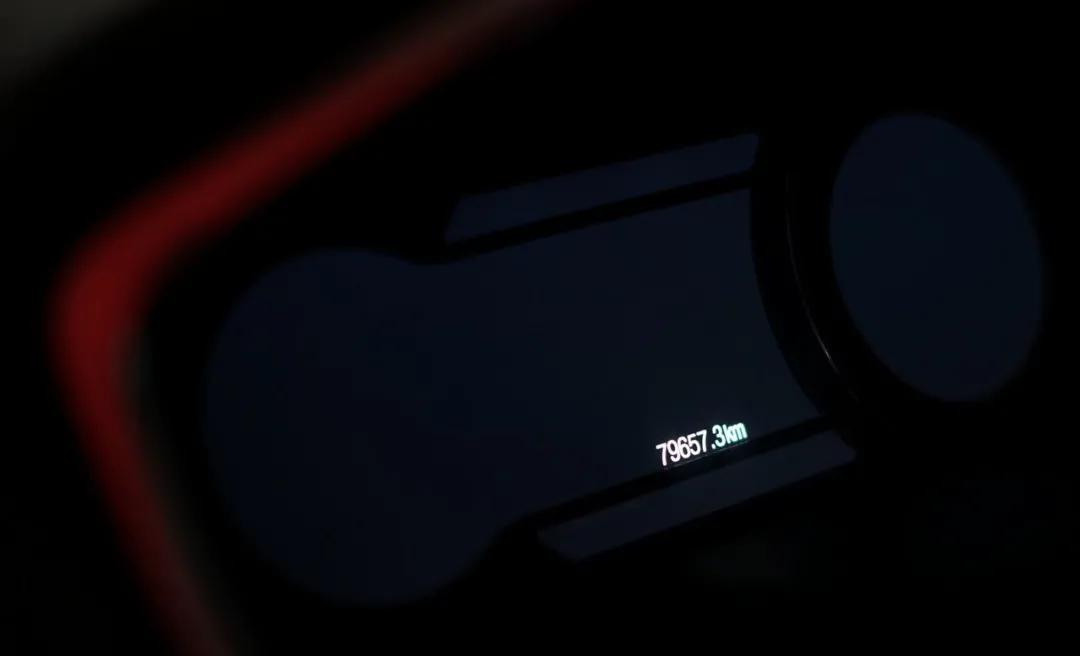 负重前行的路上也要心存美好,负重前行方能完成使命