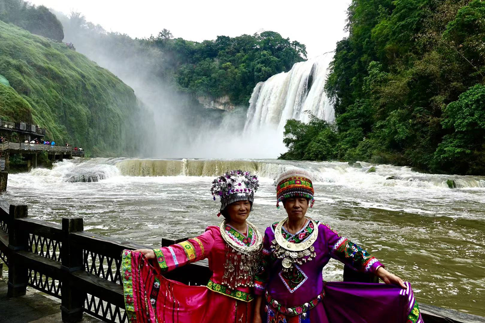 奇观天下｜丰水期的黄果树瀑布令人震撼