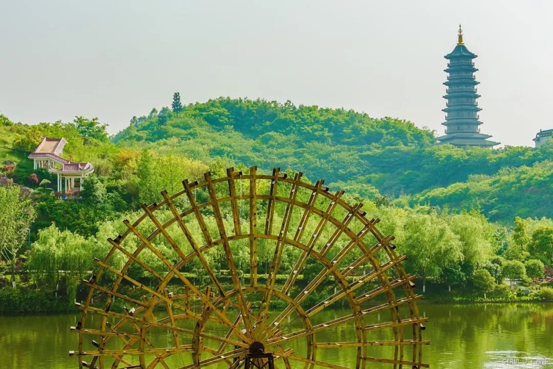 新晋热门旅游网红城市,网红城市游玩攻略