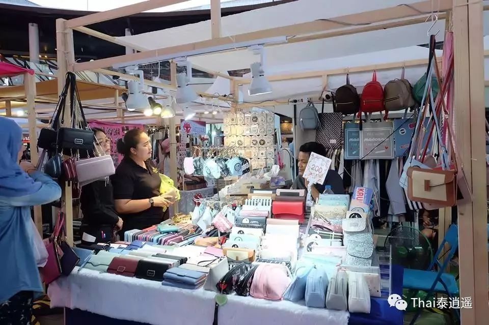 IDEO东方双子星|距BTS素坤逸线Bangna站250米,13.5万泰铢/㎡起与世界级地标购物中心为邻