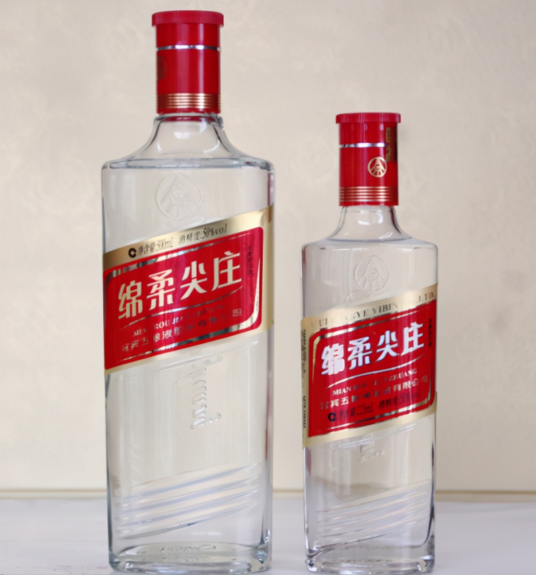价格高的白酒和低价白酒的区别,白酒建议零售价和实际价格差别