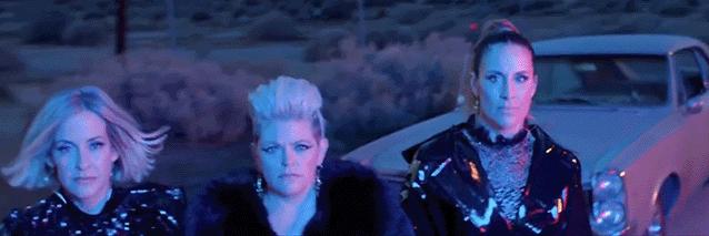 美国知名女歌手怒斥美国行为,美国乐队女歌手事件全过程