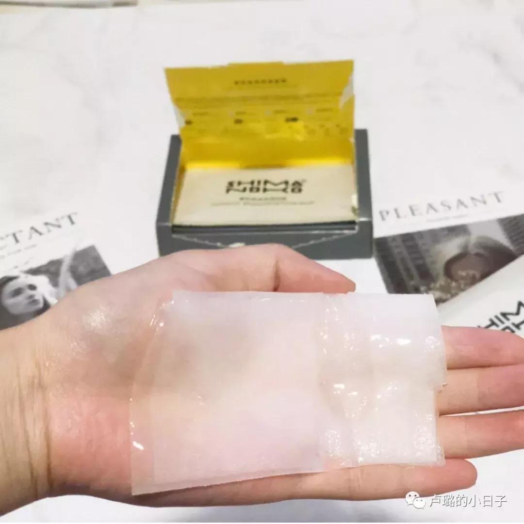 短期旅行必备化妆包是什么,出门手提袋便携女时尚化妆包