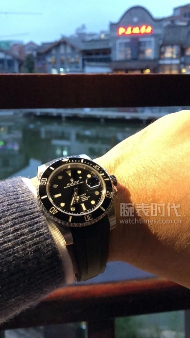 网友晒上千万的手表,网友晒1300手表