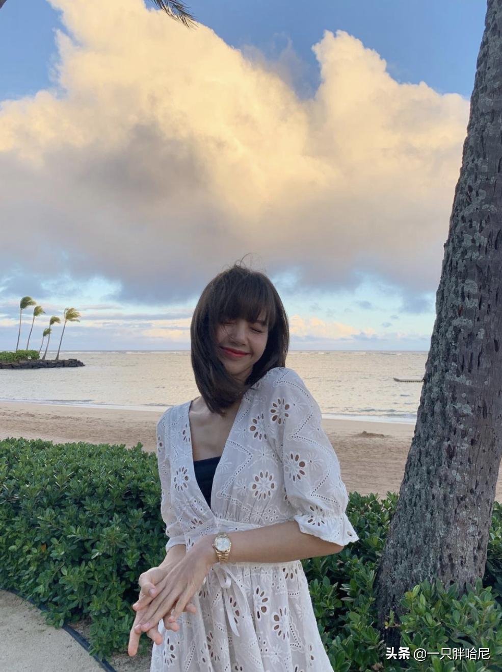 脸黄染什么头发好看又显得年轻,黄头发颜色减龄显白