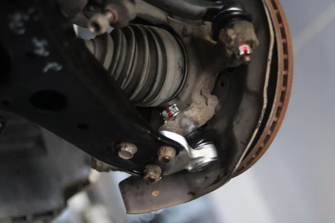 怪兽修车翻新,怪兽修车老车翻新