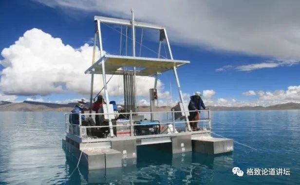 年蒸发量,年降水量超过2000