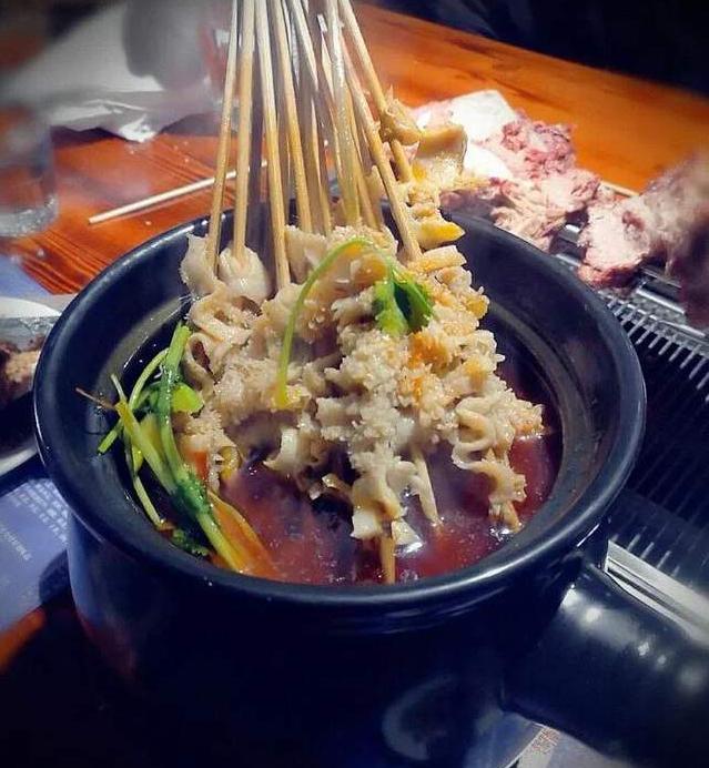 58一斤的烤羊腿,48斤烤全羊