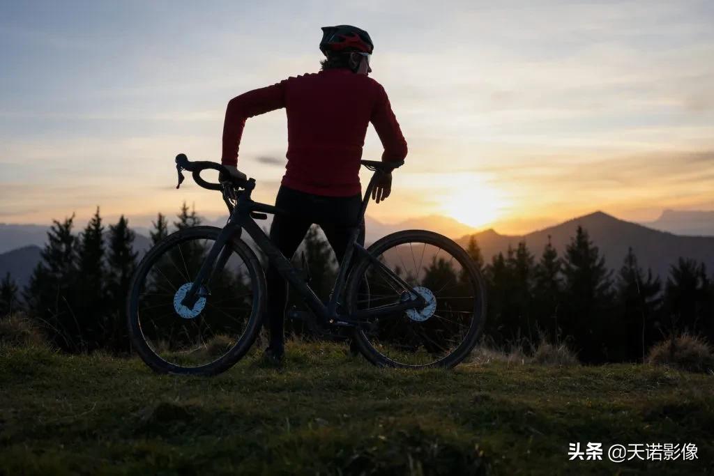 徕卡sl2-s文件格式选择,徕卡sl2-s佳能eosr5怎么选择