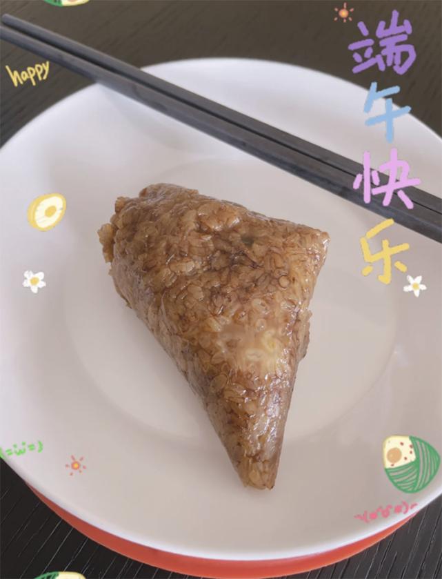 奚梦瑶怀了第二胎后气质大变,奚梦瑶带娃散步