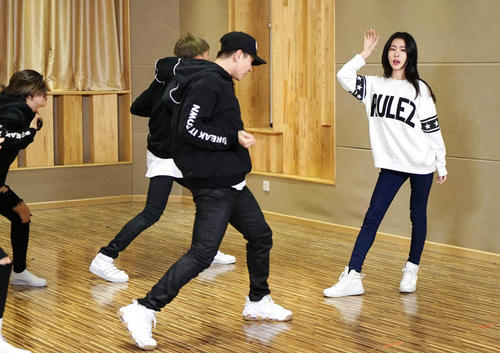 自学舞蹈技巧,学舞蹈无基础教学