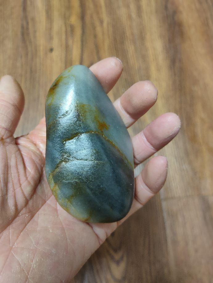 和田沙漠干坑籽料原石,和田浅青花籽料原石