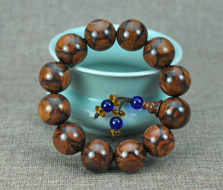 海南黄花梨手串2.0的重是多少克,18mm海南黄花梨手串重量标准