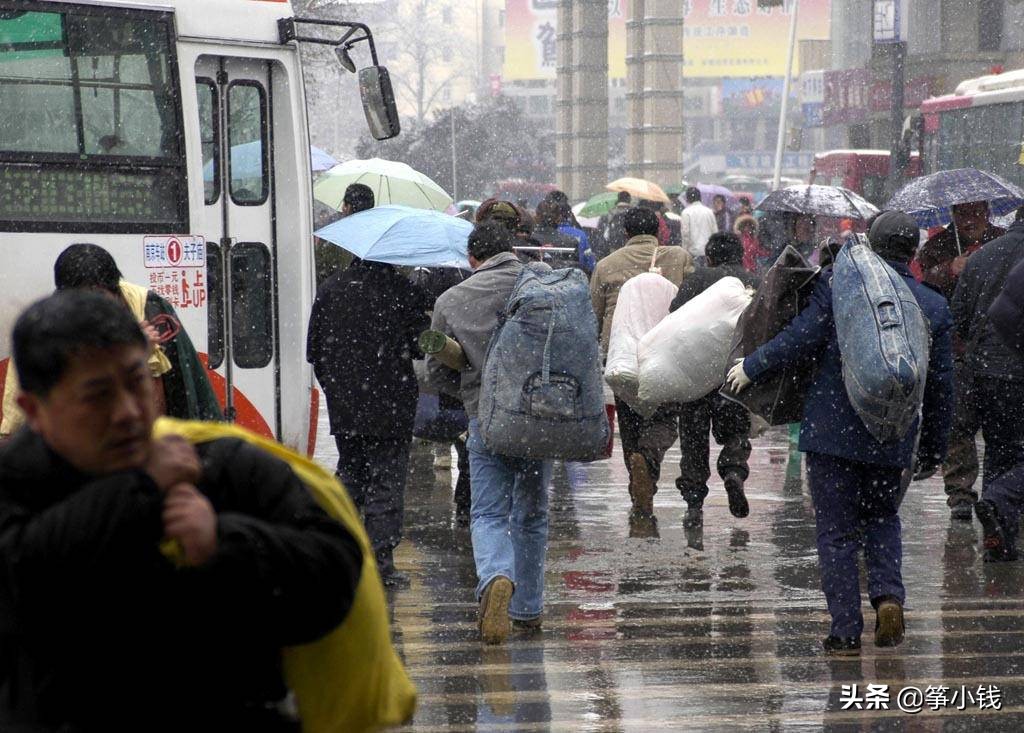 农民技术工一天四五百，为啥他们大多还是贫穷？三重考量无法忽视