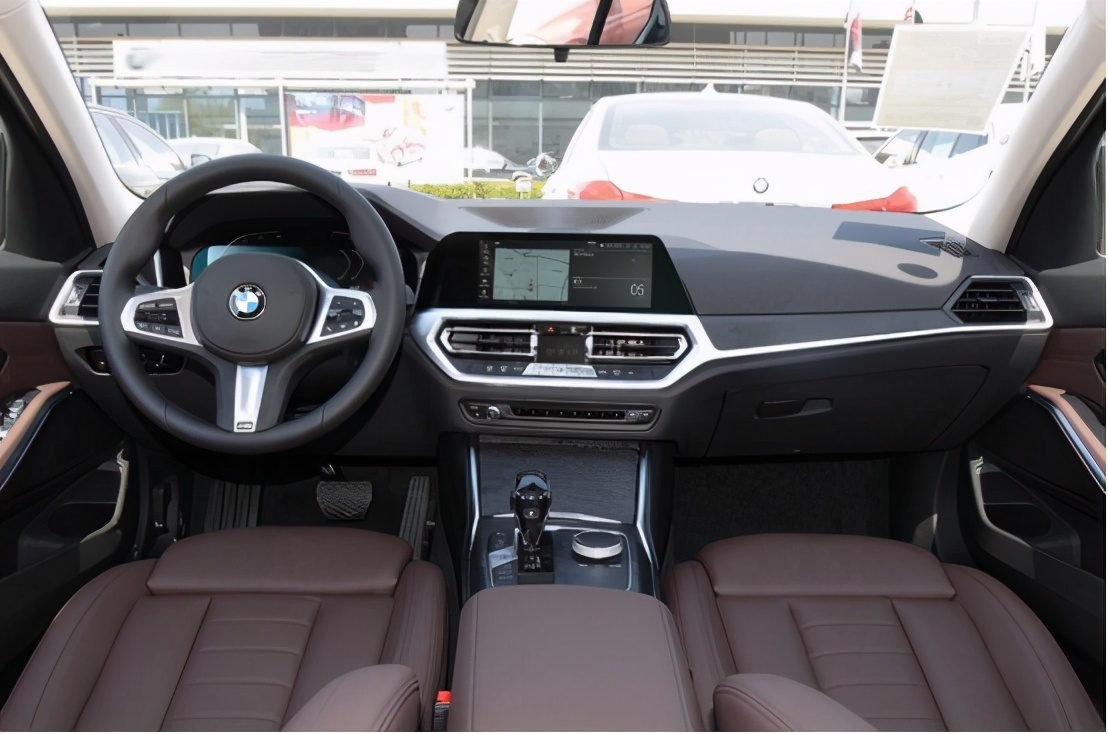 宝马320li和天籁哪个动力好,宝马320li动感型动力