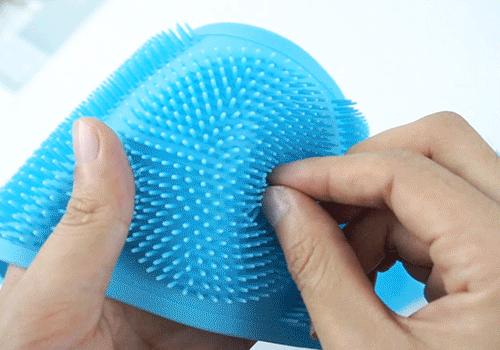 洗澡时搓出泥状物好不好,搓泥搓出来白色的是什么