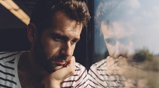 从极度自卑变为不要脸的方法,极度自卑要怎样改变自己