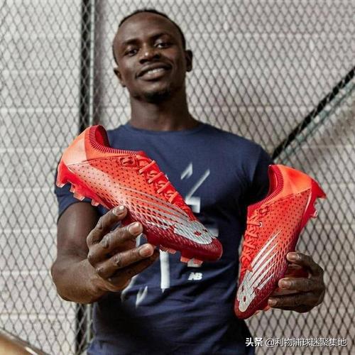 从贫民窟走出来的球星萨拉赫,从村落走向世界的马内