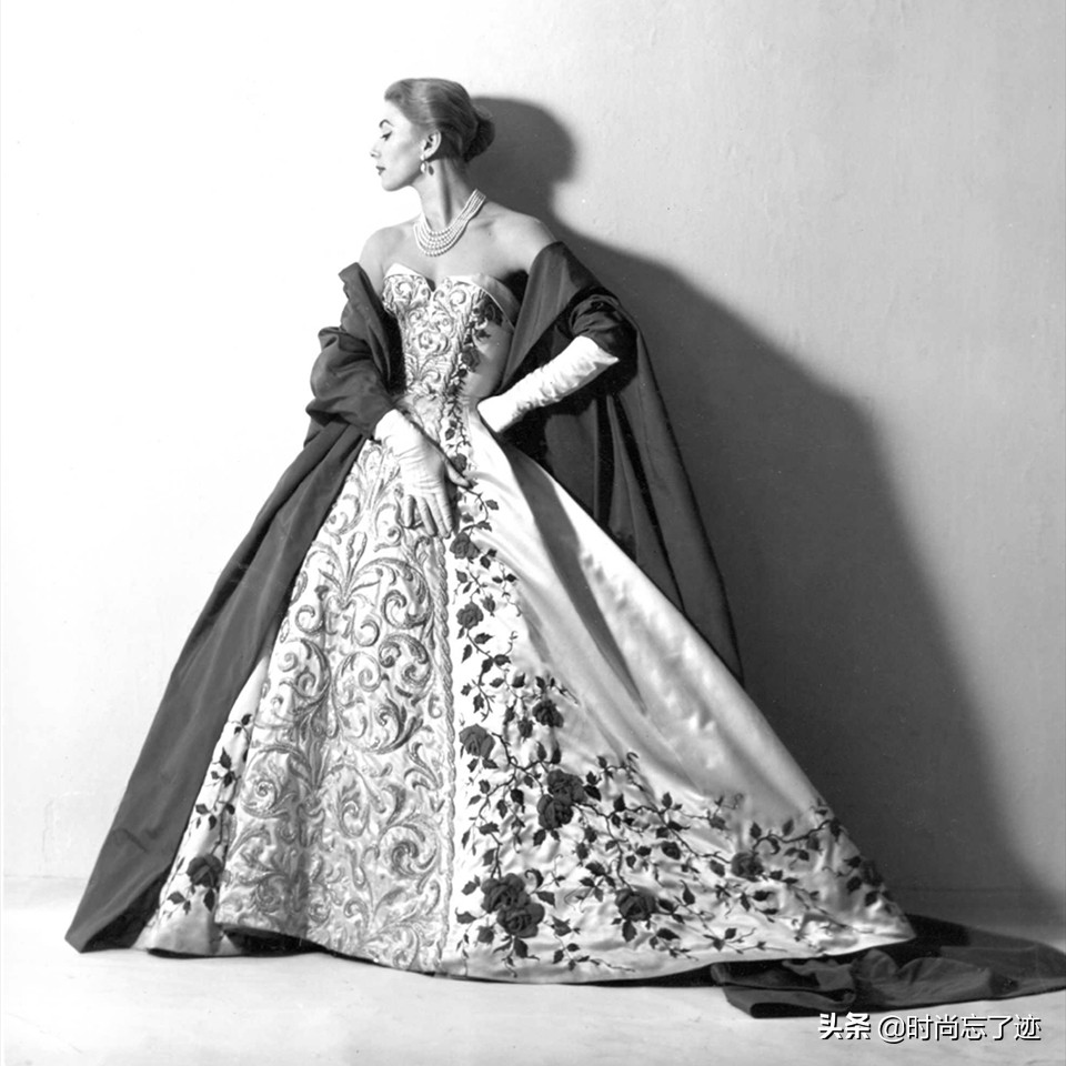 blacktie礼服可以不系领结吗,blacktie着装要求