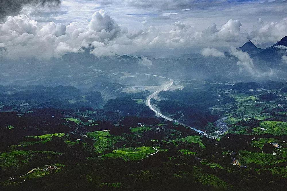 金佛山马嘴二日游攻略,金佛山西门一日游攻略和费用