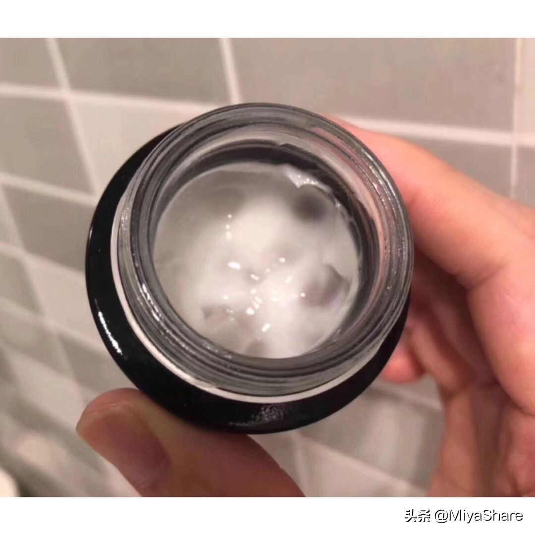 怡丽丝尔纯a小金管眼霜测评,黛珂牛油果好还是怡丽丝尔好用