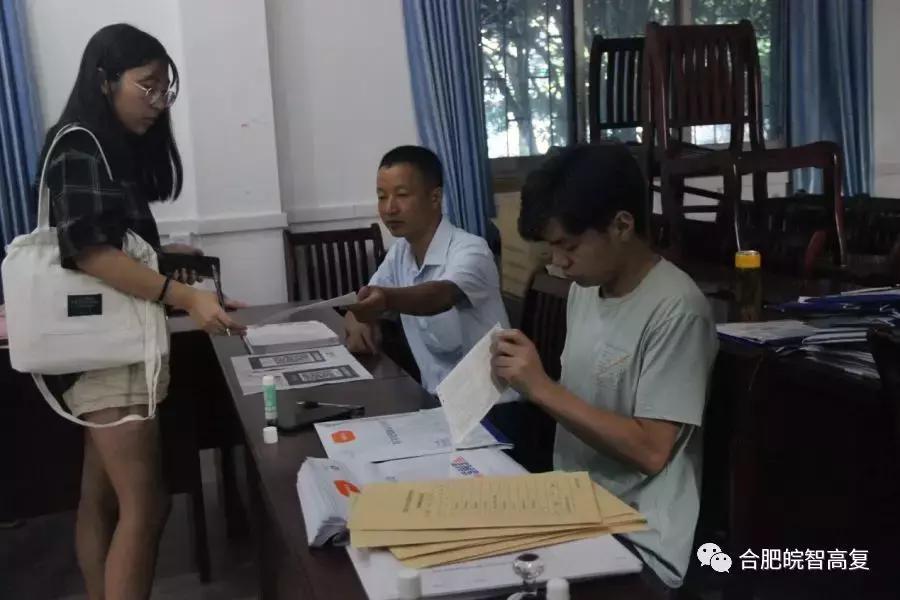 济南复读生档案放在哪里,复读生的档案如何处理山东