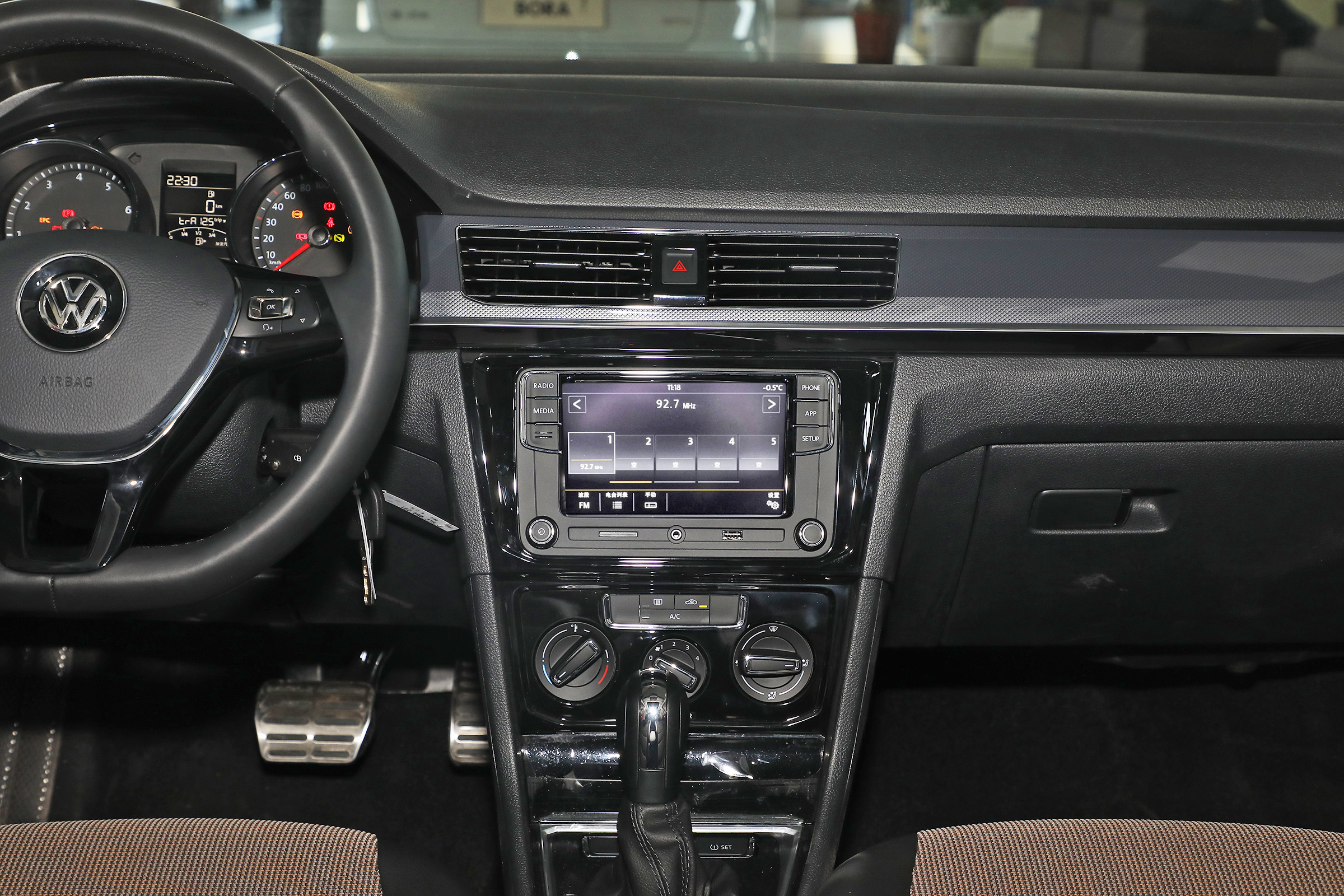 蔚领市场价格,蔚领到手价