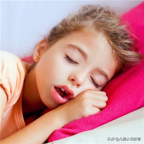 孩子晚上睡不着用什么药可以治疗,孩子晚上睡不着怎么办吃什么