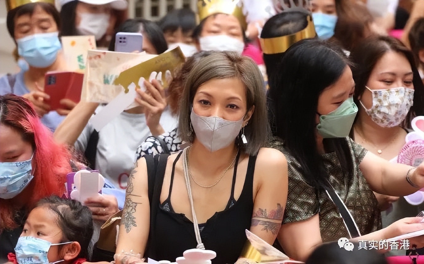 神奇的香港！从卖猪肉到万人迷，只需一个月