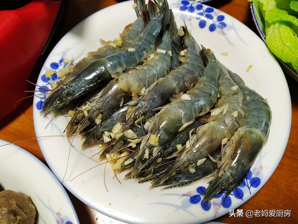 在家用涮烤一体锅,吃喝玩乐涮烤锅一体锅