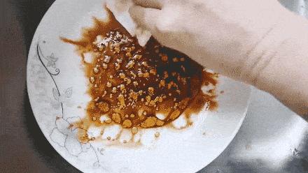 不锈钢锅烧糊了锅底怎么去黑如新,不粘锅锅底烧了发黄如何处理