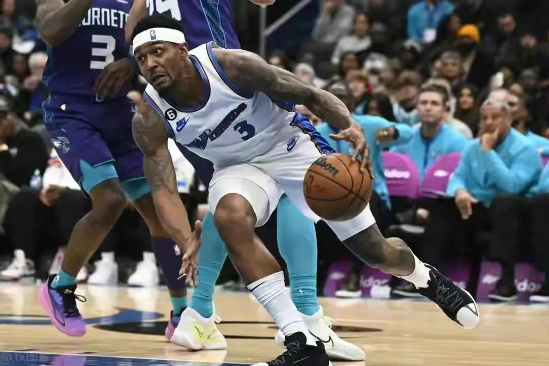 最强nba詹姆斯天选之子突破,天选之子詹姆斯的四个冠军