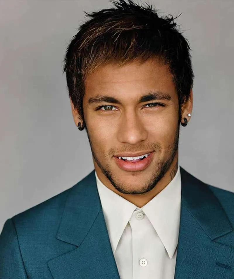 太疯狂!6.74亿变3.1亿足坛巨星难*税逃**务风波梅西C罗内马尔均上榜