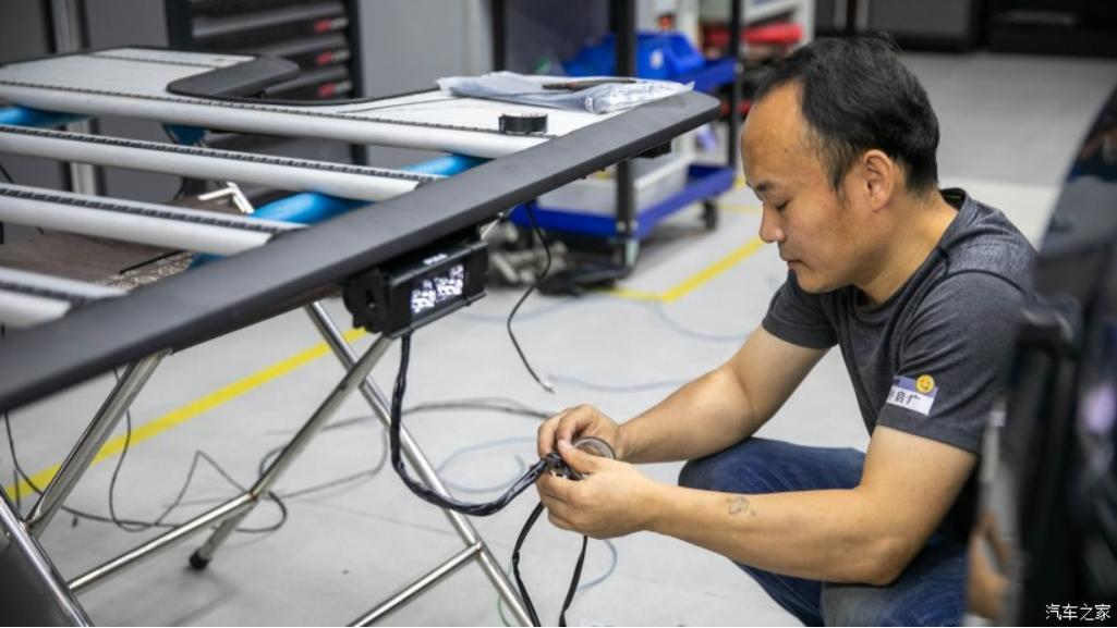 卫士越野顶灯,卫士专用顶灯