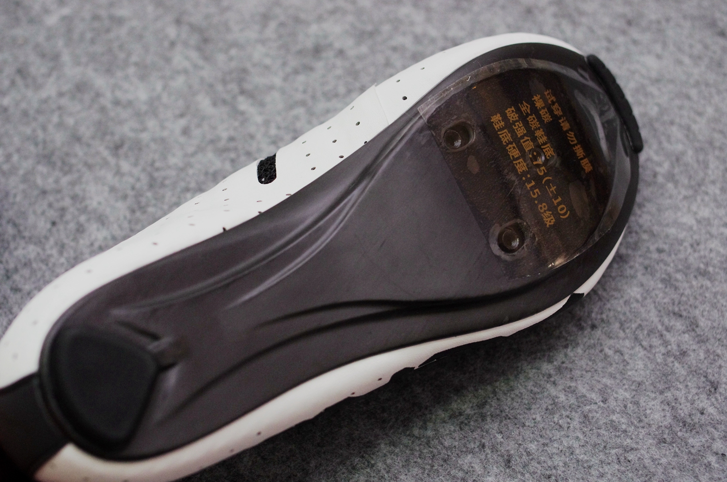 新手骑行无锁骑行鞋,自锁紧骑行鞋