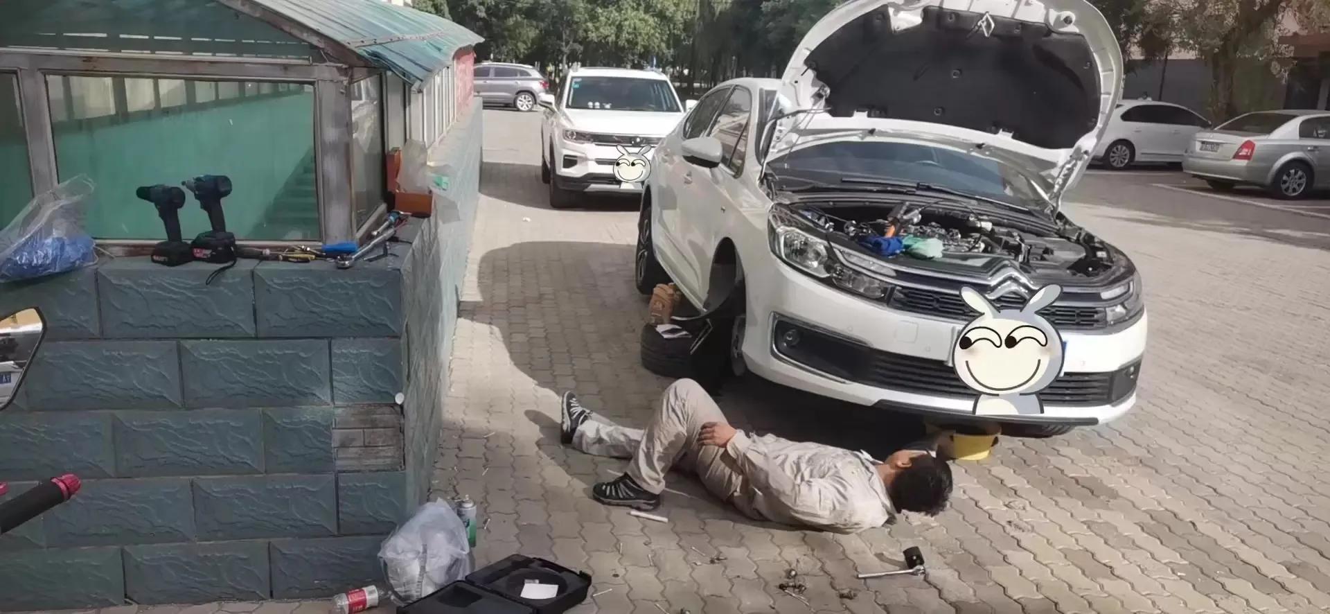 雪铁龙1.2t正时皮带多少公里更换,雪铁龙世嘉换正时皮带用换水泵吗