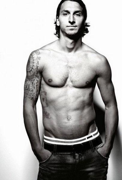 足坛浪子完整视频,足坛伊布