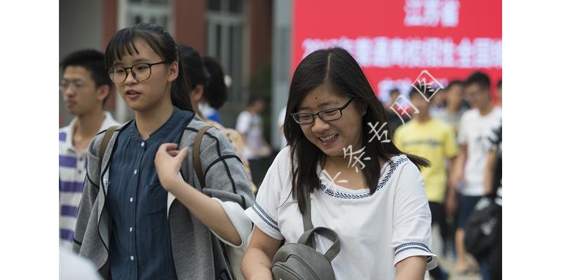 教你一句话搞定一个女人,搞定一个中年女人的套路很管用