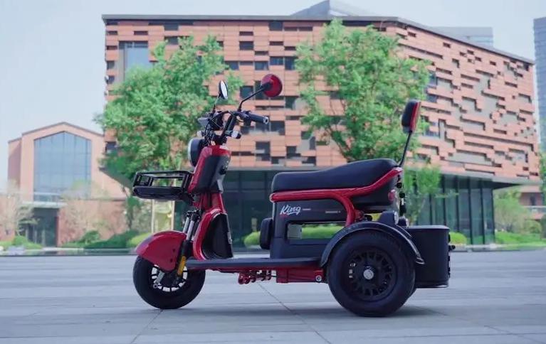 电动小三轮车价格多少钱一辆,一个电动小三轮多少钱