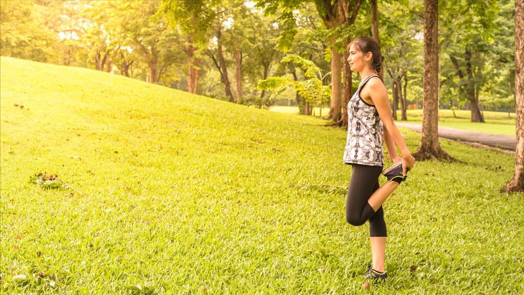 原地跑步的正确方法——简单并非空洞，而是让居家健身更高效