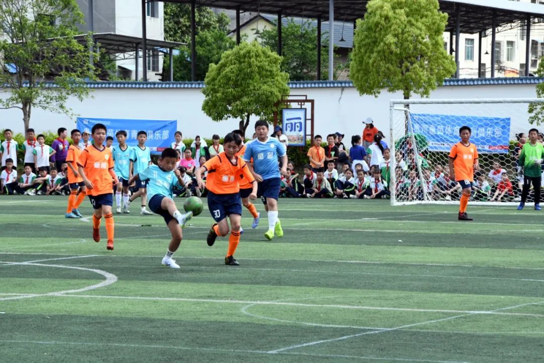 余庆城关一小学校,余庆县一年级小学生