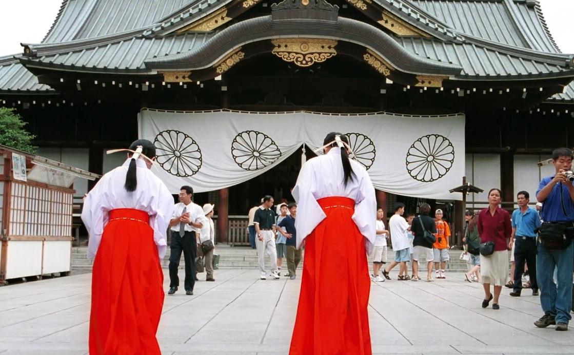 日本男女混浴、韩国崇尚“裸露”，这两个国家为何这么疯狂？