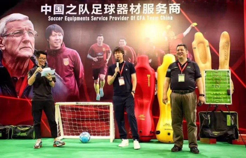 16岁就入选健力宝队留洋巴西,16岁李铁