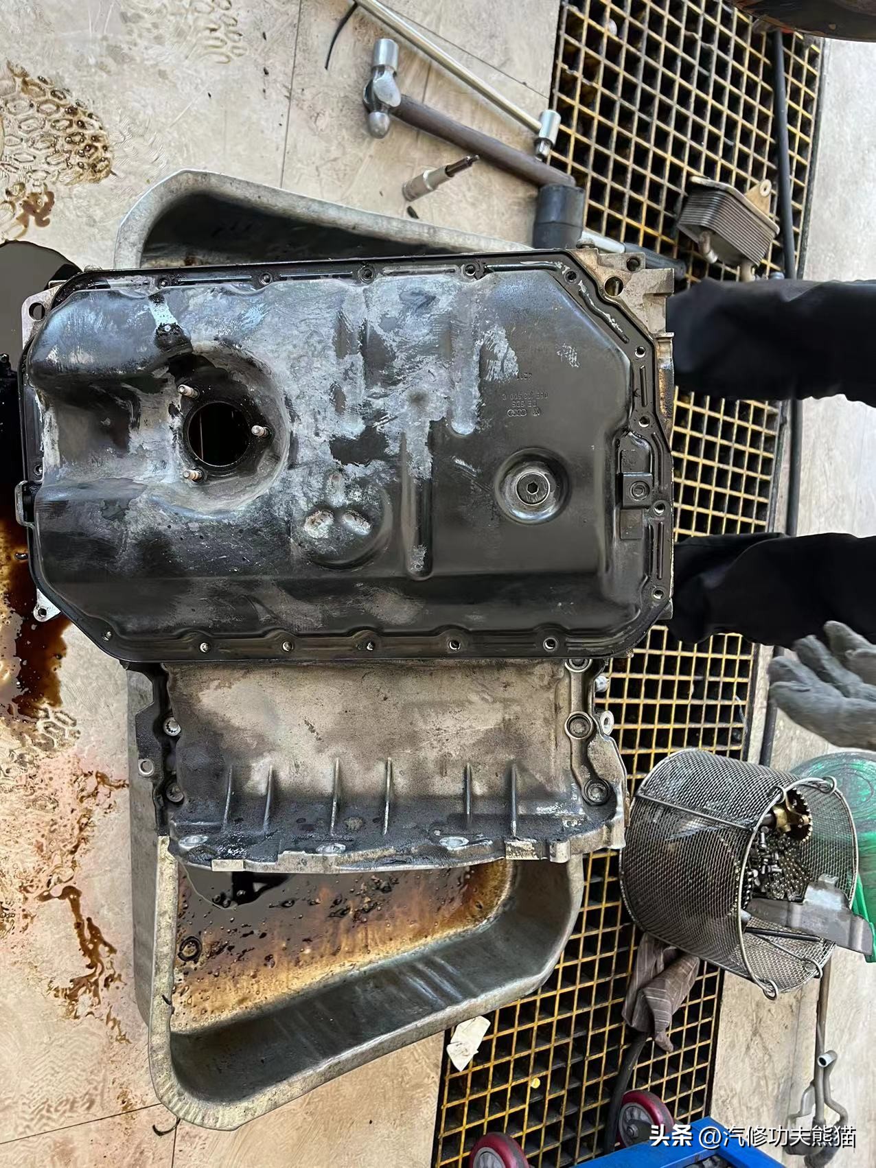 不坑穷人的好车视频,19款奥迪q73.0t烧机油大修全过程