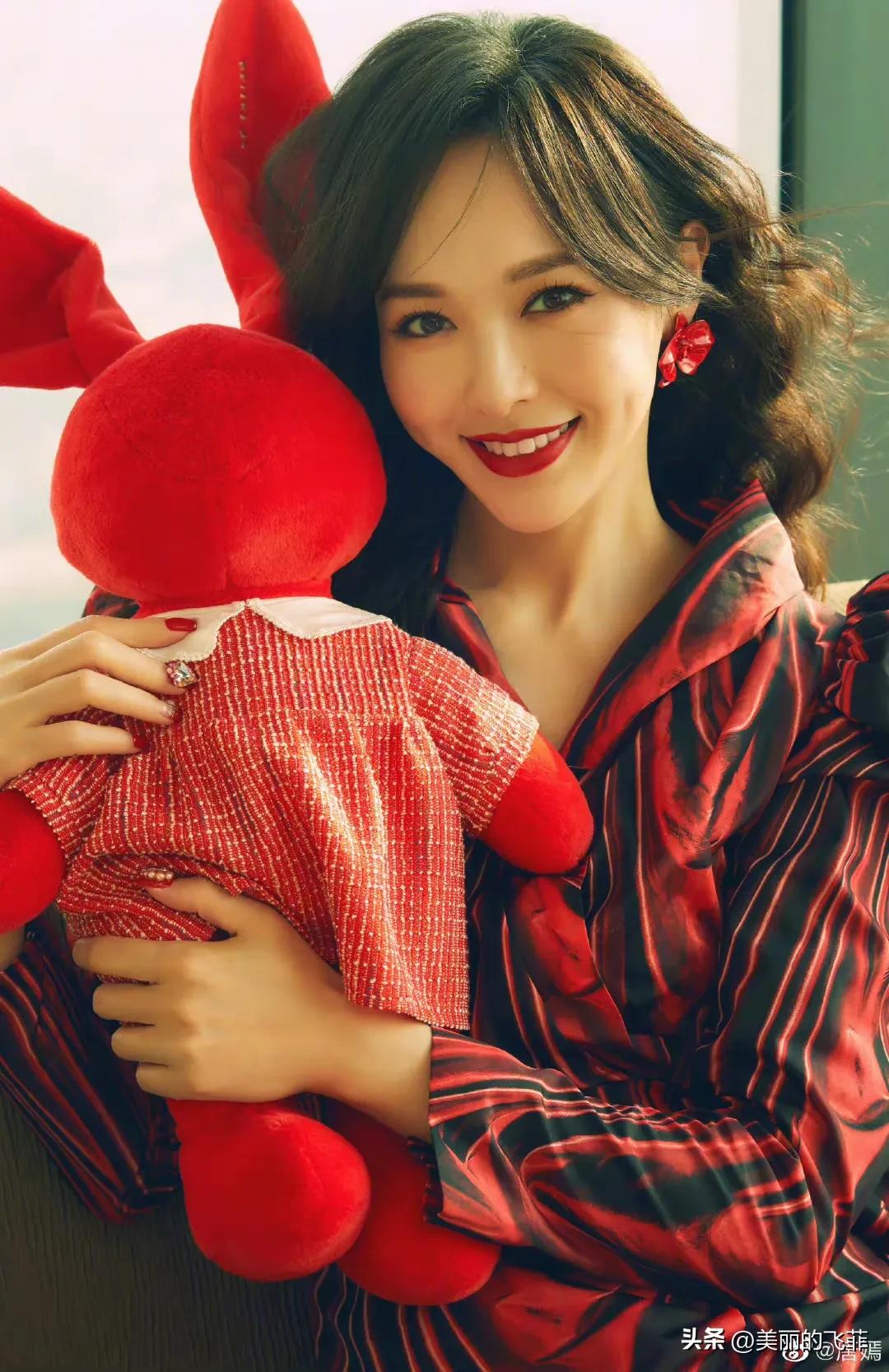 唐嫣：性感而又迷人