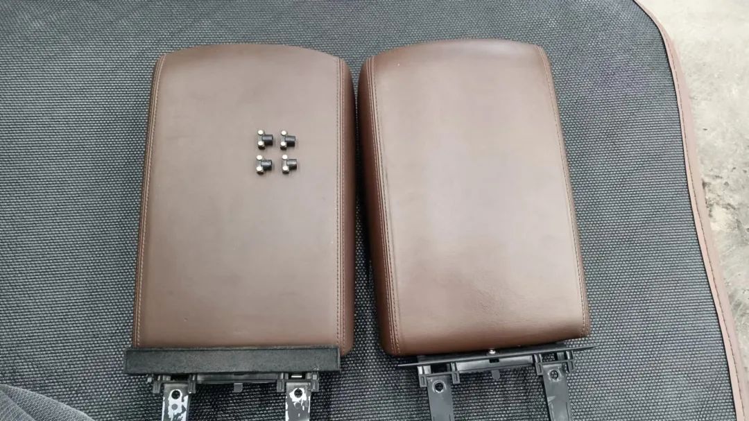 小伙100多万买宝马,小伙花了52万买了奥迪a8