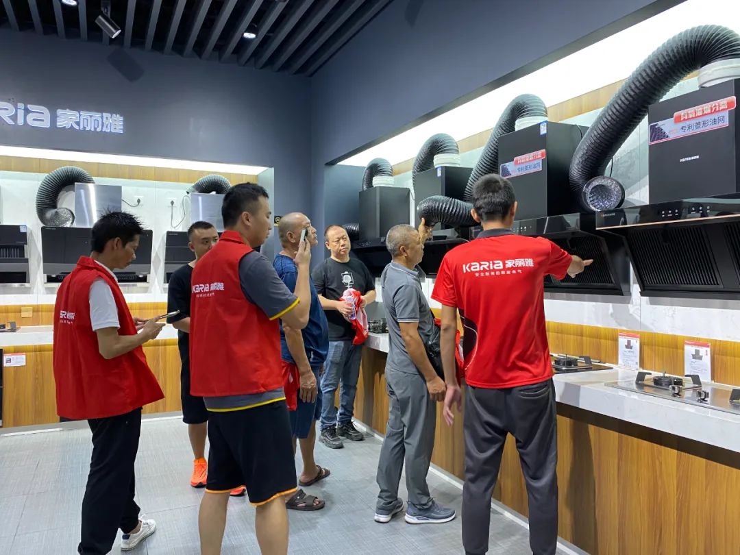 同心逐梦志在巅峰的英文演讲,同心筑梦志在顶峰企业新年祝福