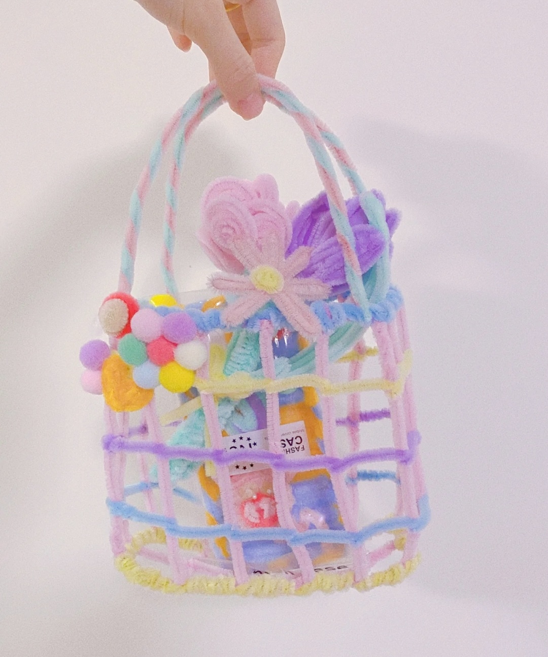 扭扭棒做什么适合摆摊,扭扭棒手工制作容易赚钱吗